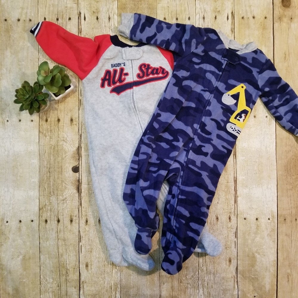 Carters Fleece Footies  (2)  (size 9mo)